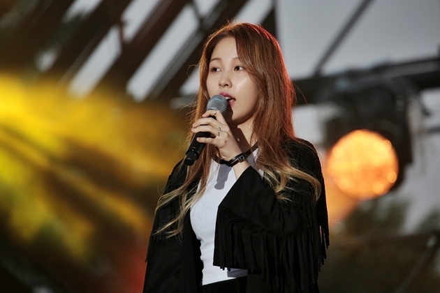 'K팝스타' 권진아, 11월 데뷔…안테나뮤직 하반기 스타트