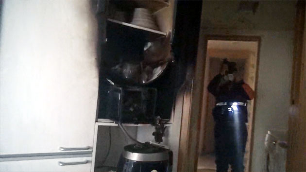 고층 아파트서 전자레인지 불...1명 부상·30여 명 대피
