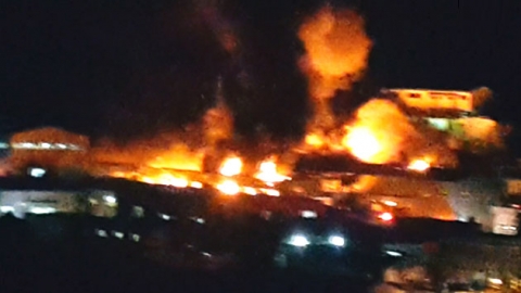 울산 산업 폐기물 공장에 불...공장 5동 피해