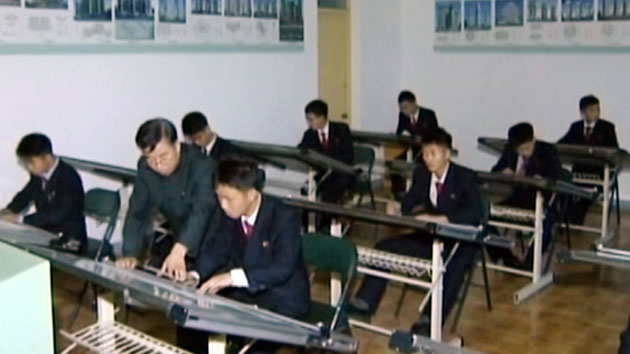 북한도 대학 입시전쟁 '사교육' 기승