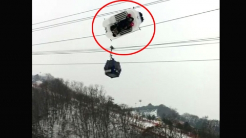 [단독 영상] 홍천 스키장에서 놀이기구 뒤집혀...2명 구조