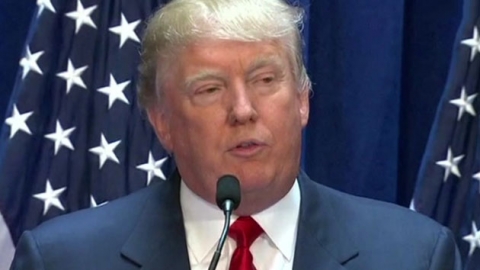 "트럼프, 미국에서 존경받는 남성 2위"