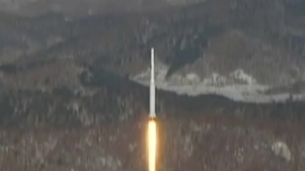 북한, 로켓 발사 예고 앞당겨...춘절·슈퍼볼 노렸나