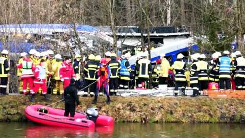 독일 출근길 열차 충돌...9명 사망·150명 부상
