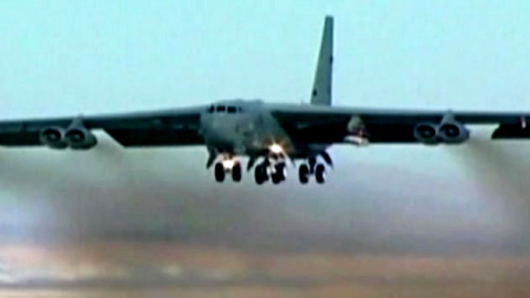 美, 내달 B-2 스텔스 폭격기·핵 항공모함 파견