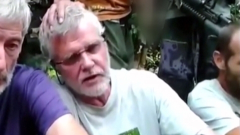 필리핀서 납치된 캐나다인 참수된 머리 발견