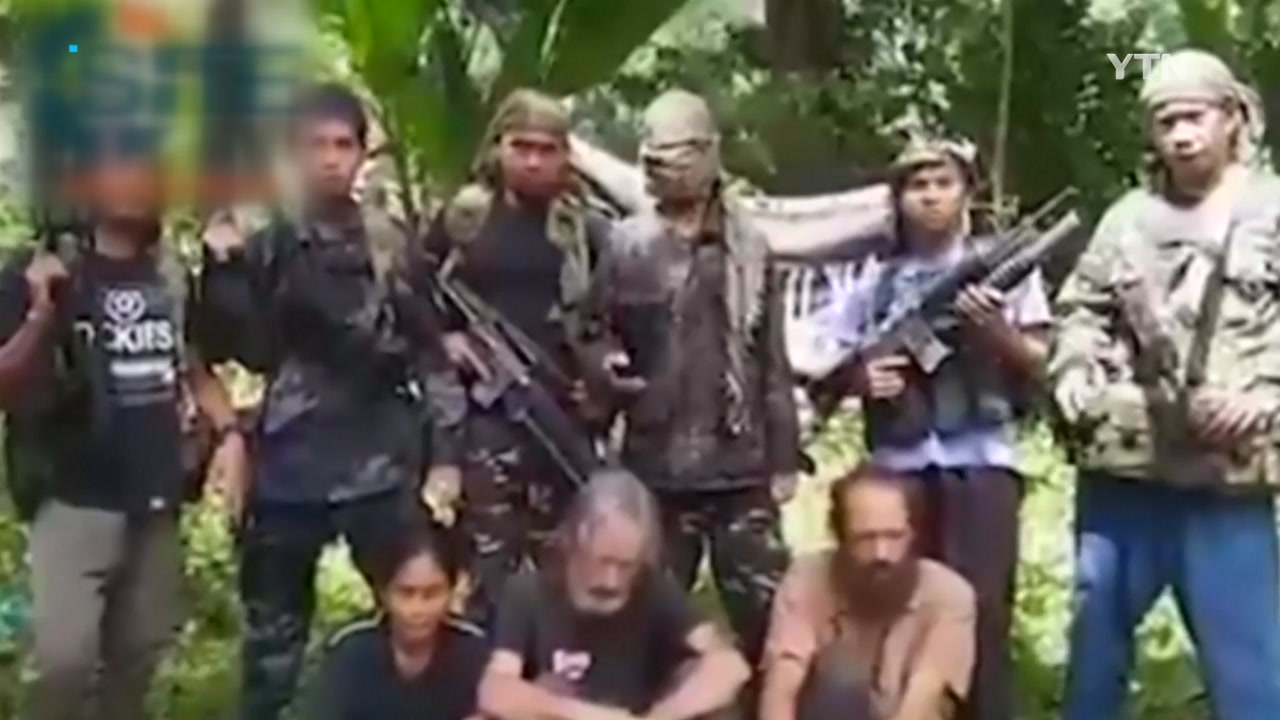 "몸값 안 주면 참수"...필리핀 무장단체, 또 협박 동영상