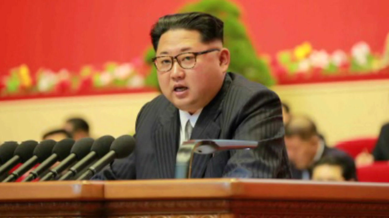 北 김정은 "핵·경제 병진은 항구적 노선" 공식 선언