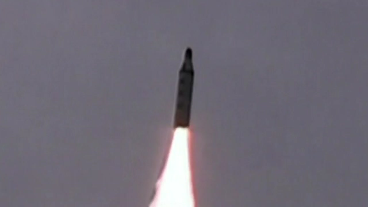 "北 무수단 미사일 400km 비행...성능 개선"