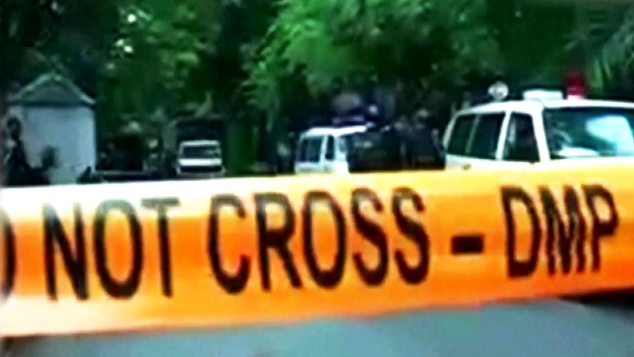 방글라데시 경찰 현장 급습 "인질 10여 명 구출"