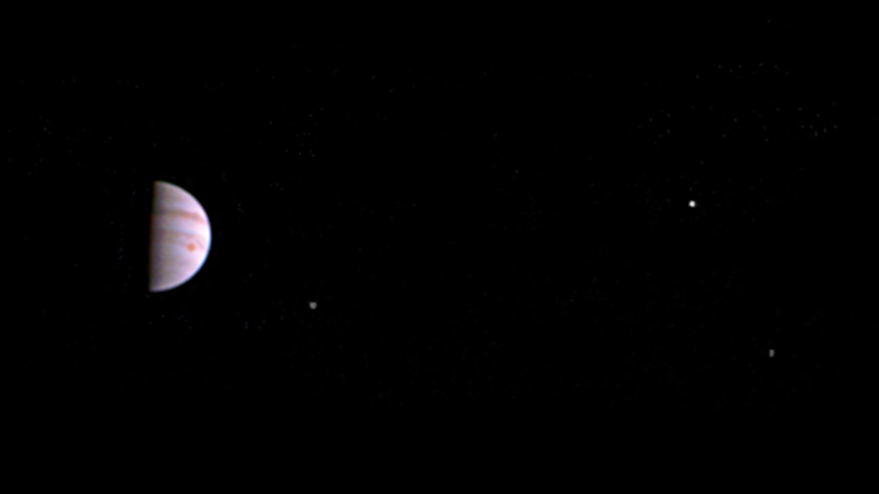 탐사선 '주노' 목성 궤도 안에서 찍은 첫 사진 전송