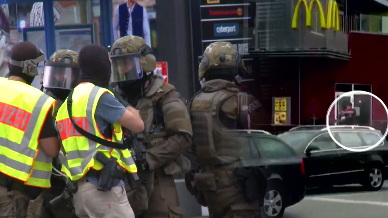 독일 뮌헨 총기난사 테러...9명 사망