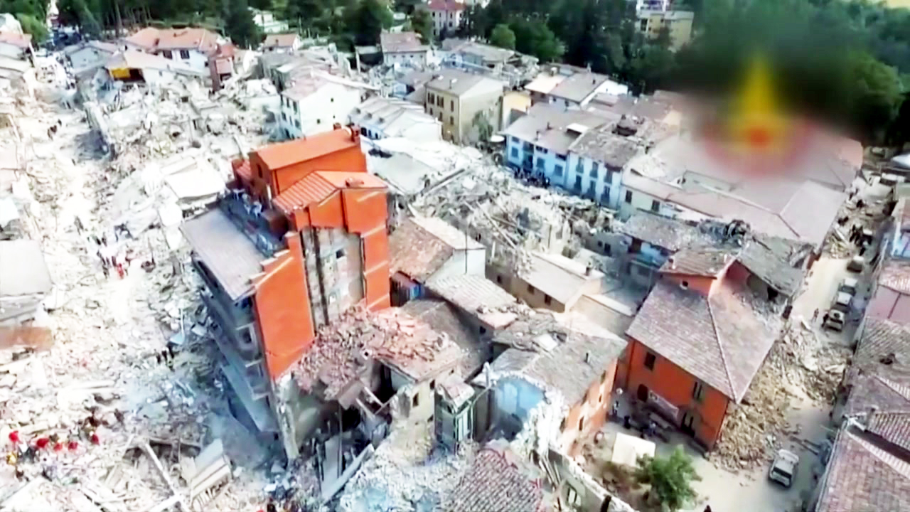 이탈리아 지진 사망자 159명으로 늘어...필사적 구조