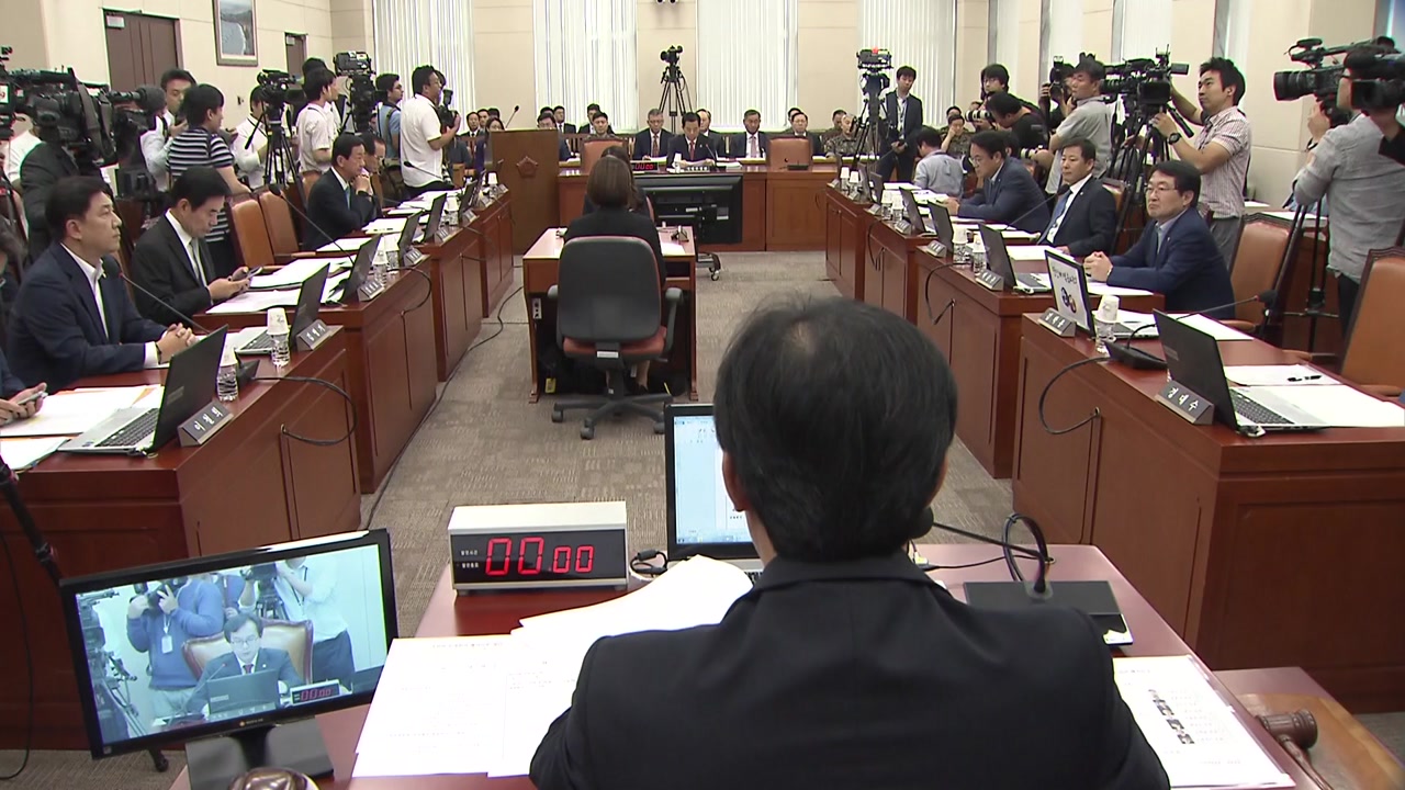 국회 국방위 '핵잠수함 도입' 요구 봇물