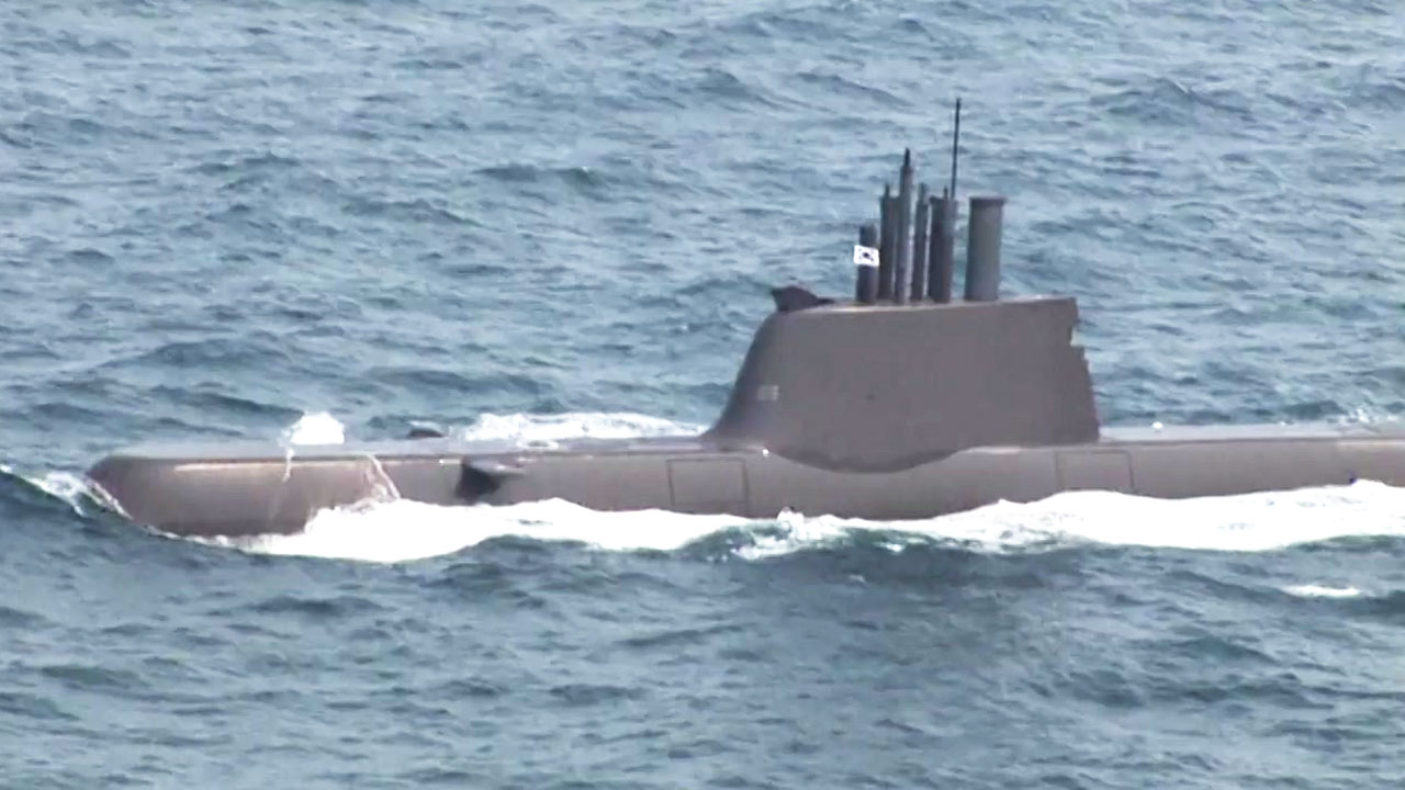 핵잠수함 도입론 급부상...남북 잠수함 전력 비교