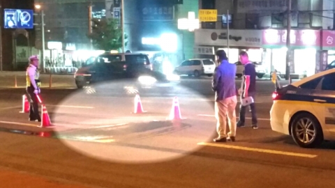 '상수관 누수 추정' 도로 20cm 부풀어