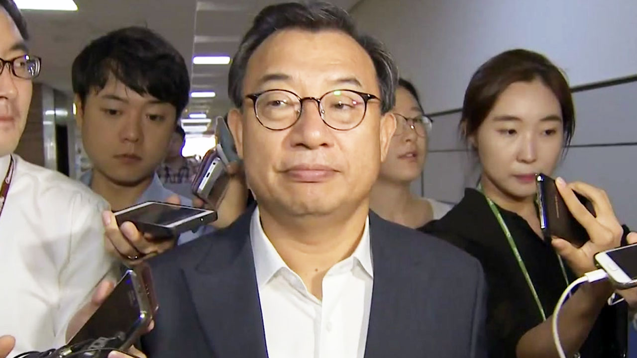 [YTN 실시간뉴스] 與, 국회의장 사퇴 촉구...이정현 단식 농성