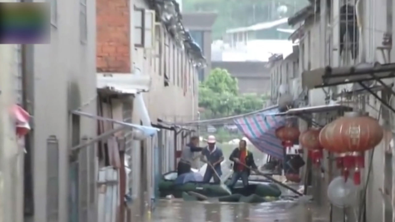 태풍 메기 중국 강타...산사태로 27명 실종