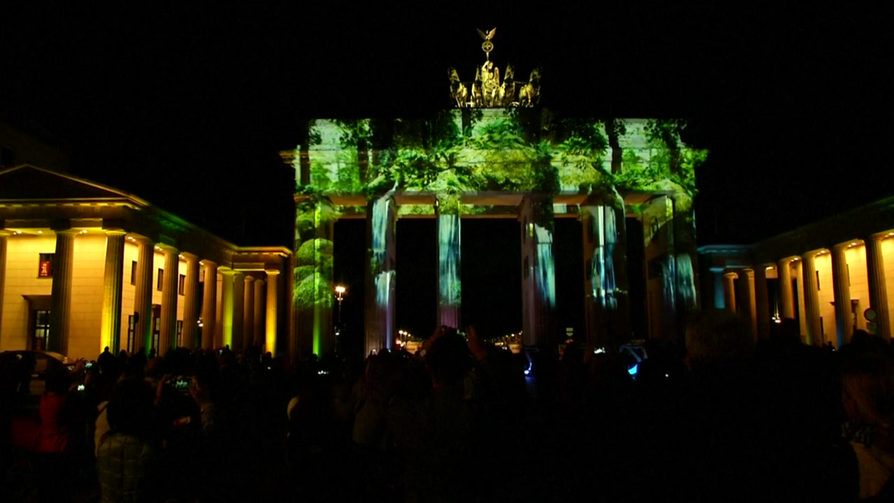 [영상] 베를린의 밤을 수놓은 '빛의 향연'