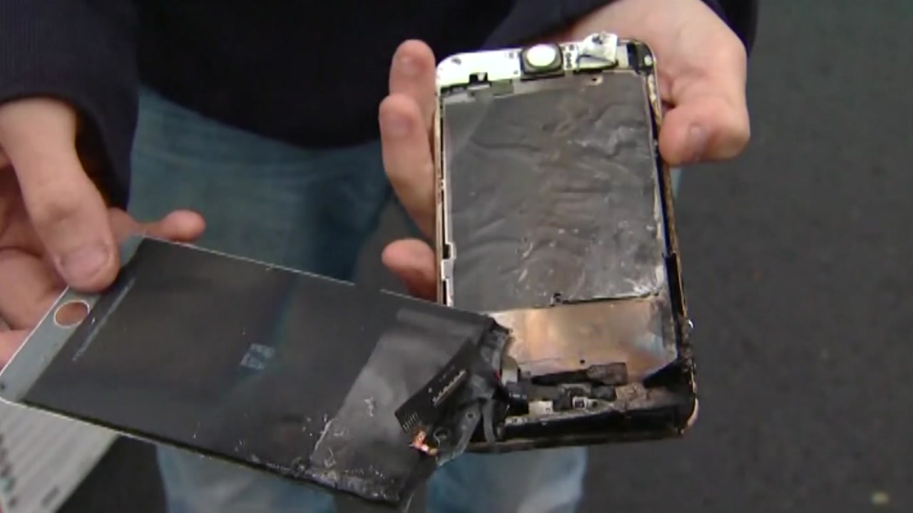 뒷주머니에 넣어둔 '아이폰6 플러스', 美 대학 강의 중 폭발