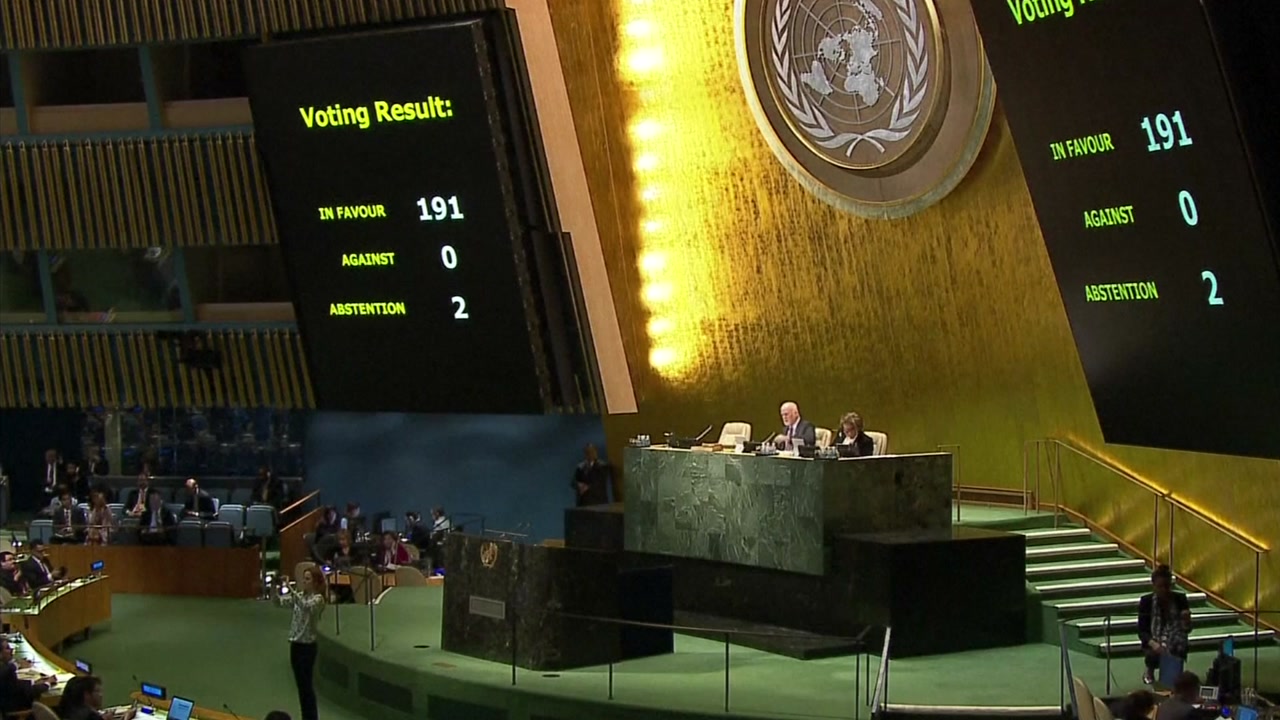 유엔, 쿠바 경제봉쇄해제 결의안 가결...美 처음 기권