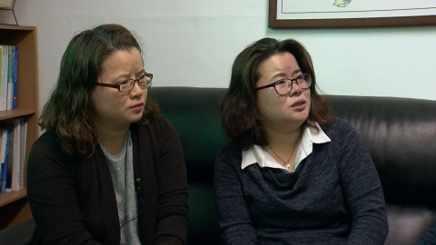 생후 6개월 만에 헤어진 쌍둥이 자매, 42년 만에 상봉