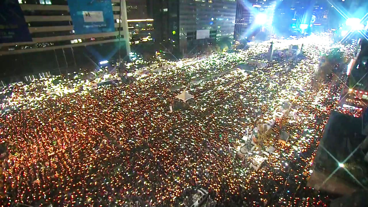 [사회]전국 동시다발 촛불집회...이 시각 광화문광장 | YTN 전국 동시다발 촛불집회...이 시각 광화문광장