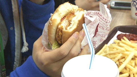 패스트푸드 주 7회...아토피로 결석할 위험 4배↑