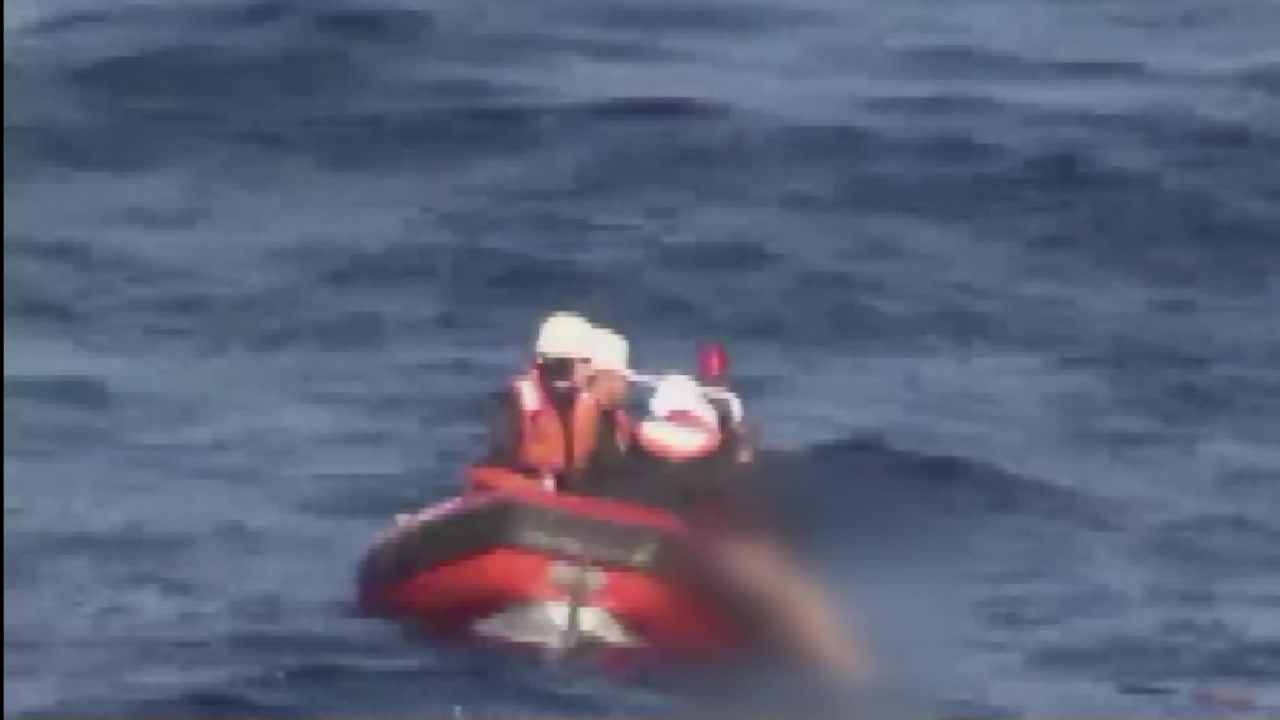포항 앞바다 어선 충돌...2명 사망, 4명 실종