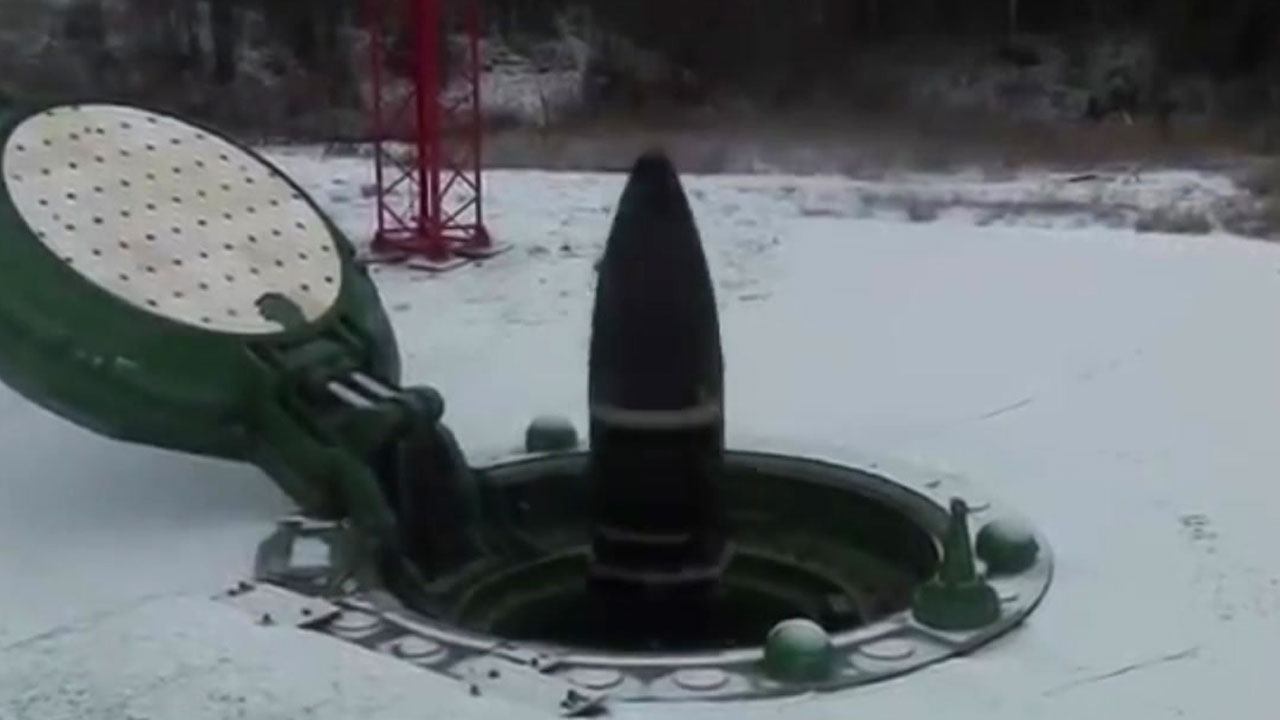 러시아 "사드 뚫는 ICBM 발사시험 또 성공"