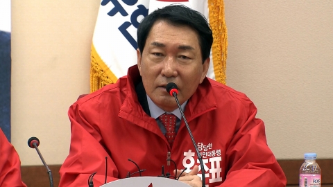 안상수 "文, 교통사고인 세월호 배지만 3년 달아...군 희생 침묵"