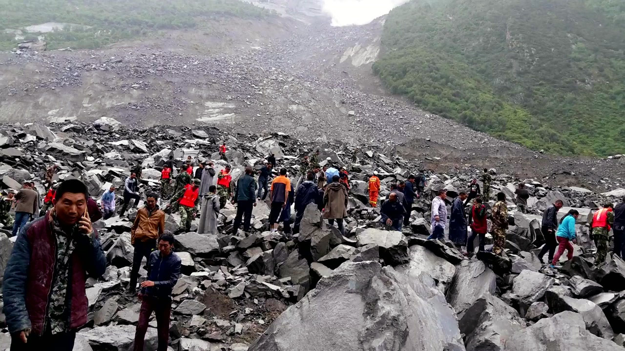 中 쓰촨성 산사태로 15명 사망·백여 명 실종