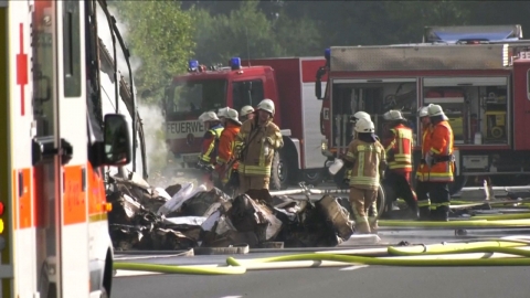 獨 아우토반 참변..."불구경 탓에 구조지연"