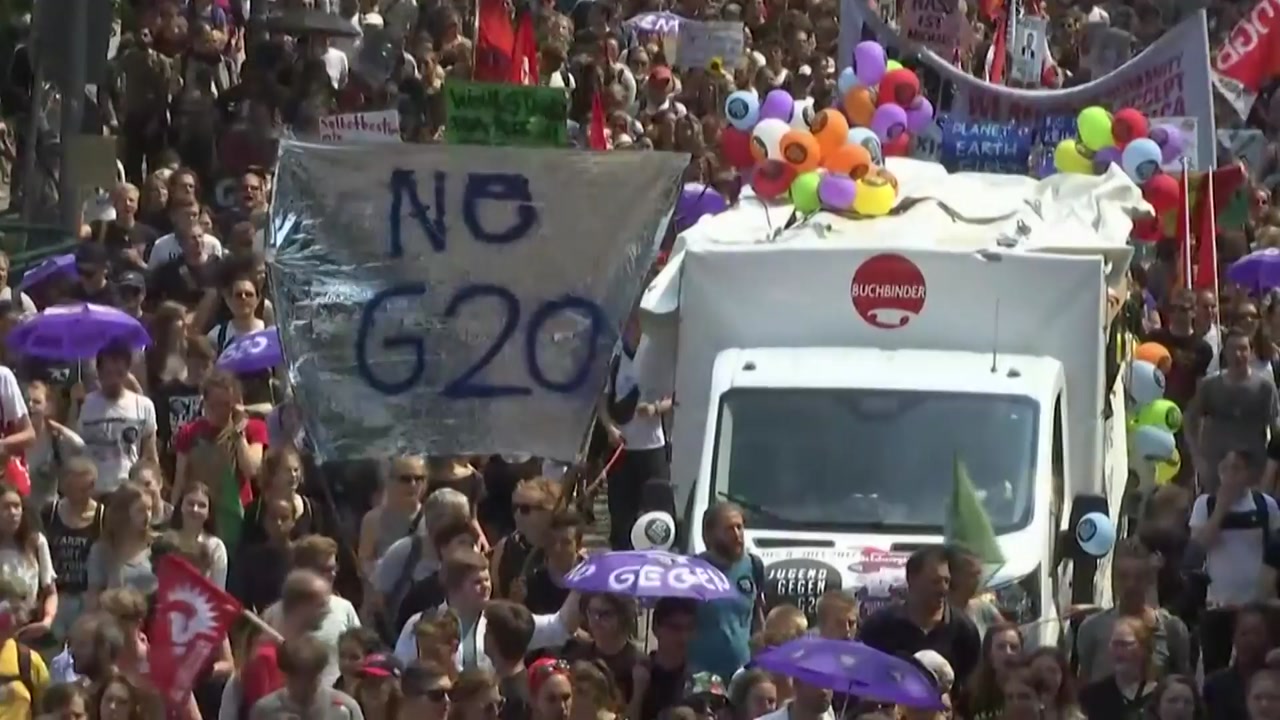 G20 반대 이틀째 시위...시내 곳곳 충돌