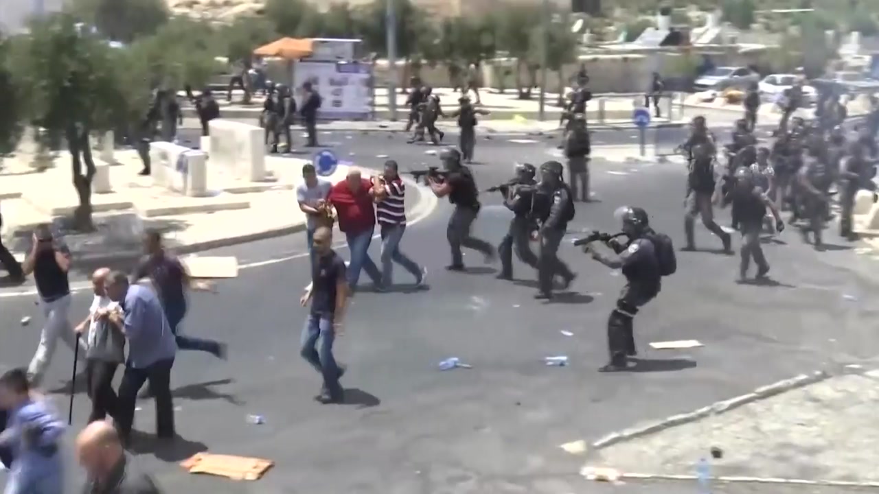 예루살렘 '금속탐지기' 유혈 충돌...3명 사망·수백 명 부상