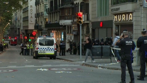 스페인 경찰 "차량 테러 용의자 4명 사살"