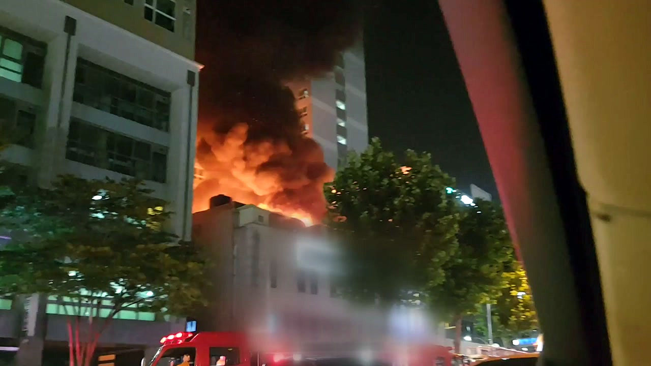 서울·부산 곳곳 화재...안산 공장 폭발 사고로 1명 사망