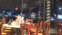 가족이 외면한 할아버지의 생일파티에서 벌어진 일