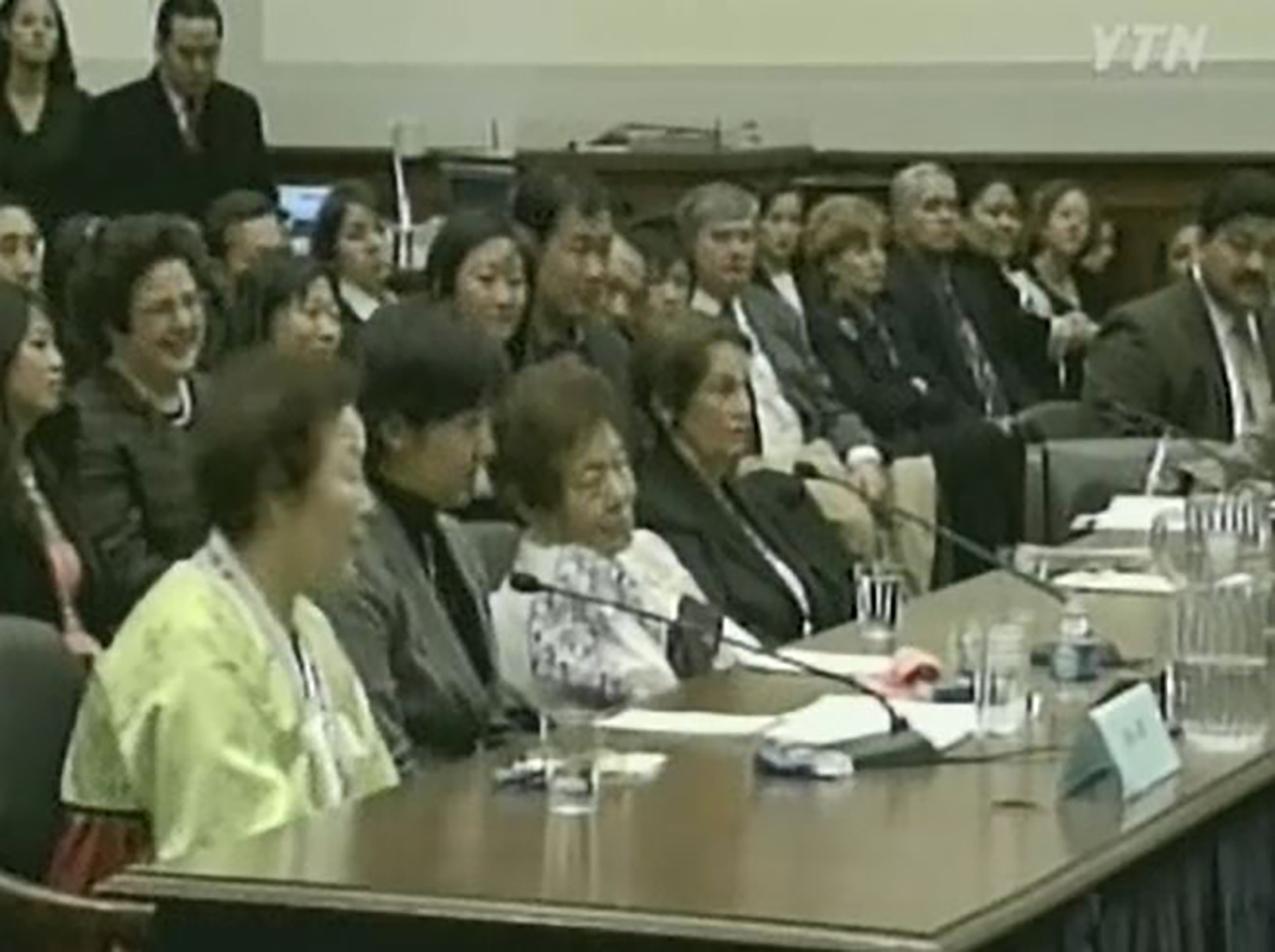 영화 '아이 캔 스피크' 명장면 美 위안부 청문회 실제 모습