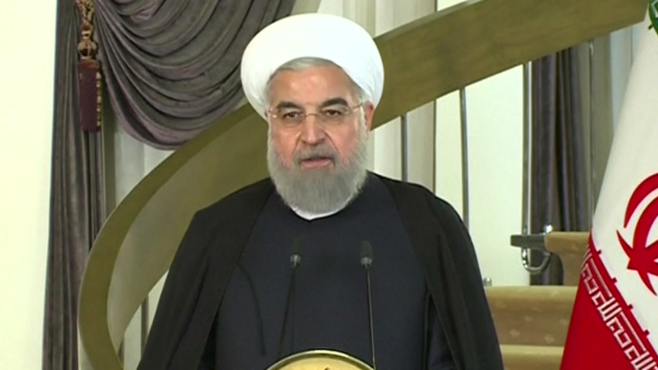 로하니 이란 대통령 "핵 합의 계속 지키겠다"