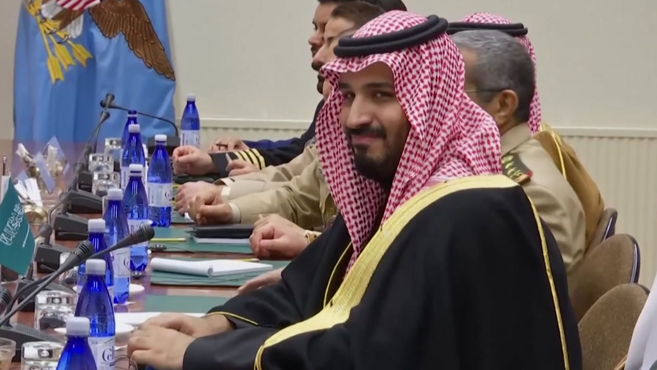 32세 사우디 왕세자, 반대파 대거 숙청