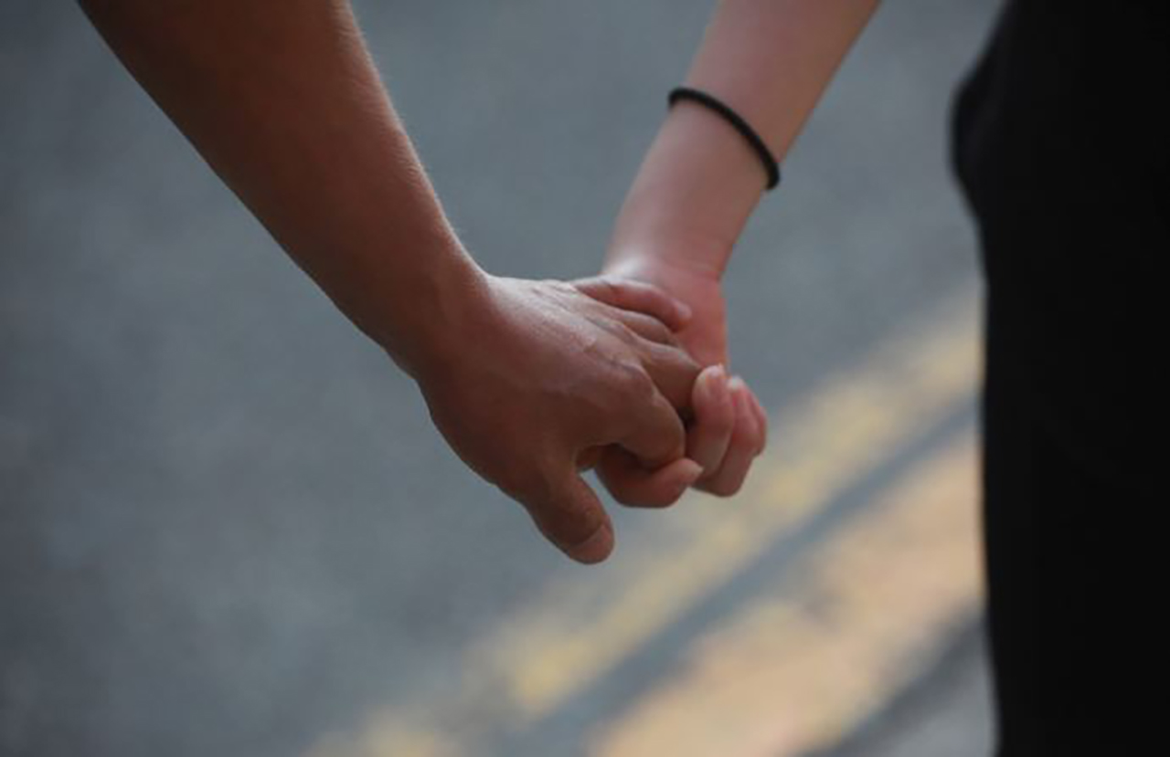 "아빠, 살자" 가난한 아빠를 살린 중학생 딸의 한마디