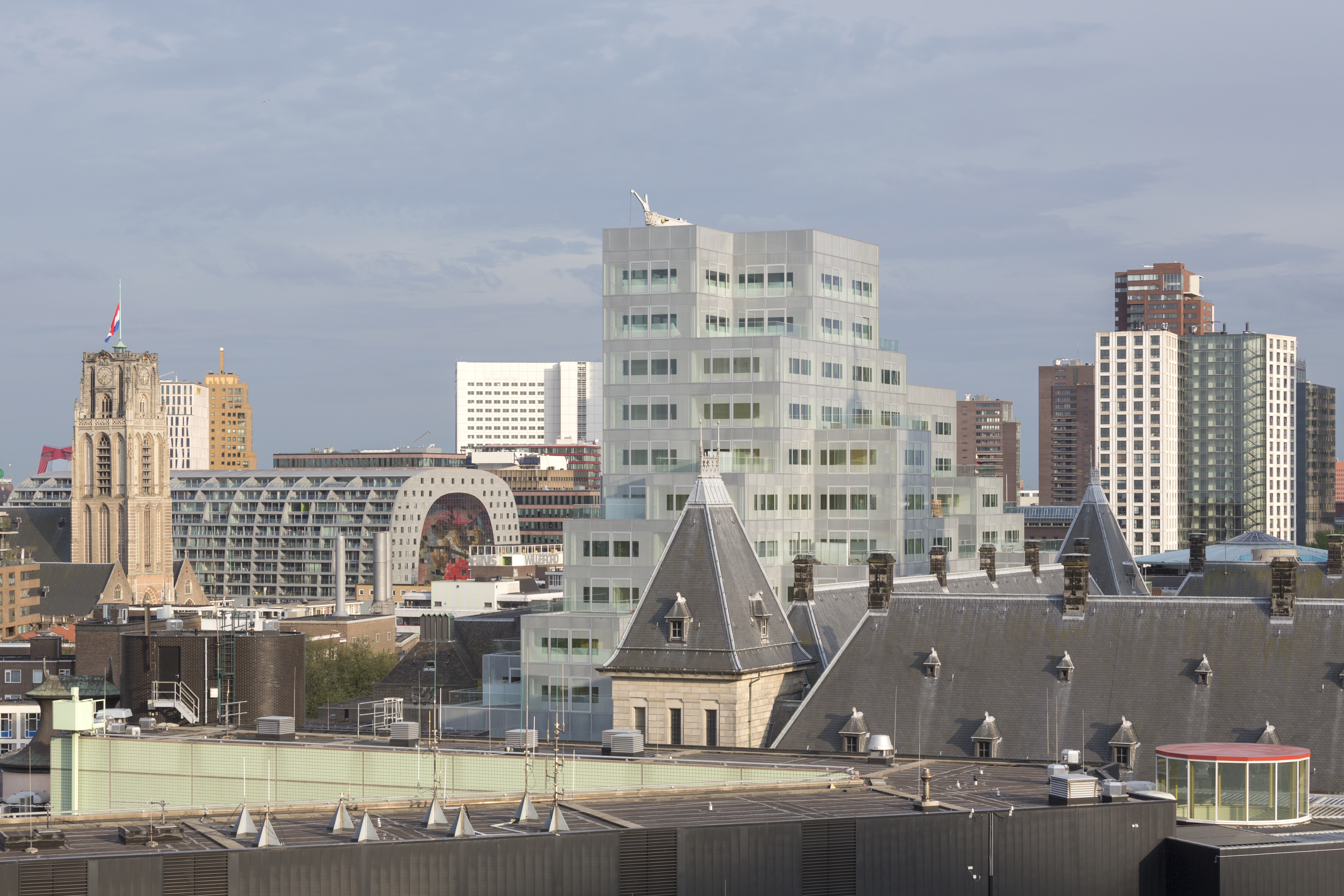 〔안정원의 디자인 칼럼〕 로테르담의 독특한 주상복합건물, 티메르하위스1