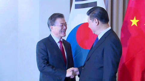  한중 정상회담 진행...문 대통령 "비온 뒤에 땅이 굳는다"