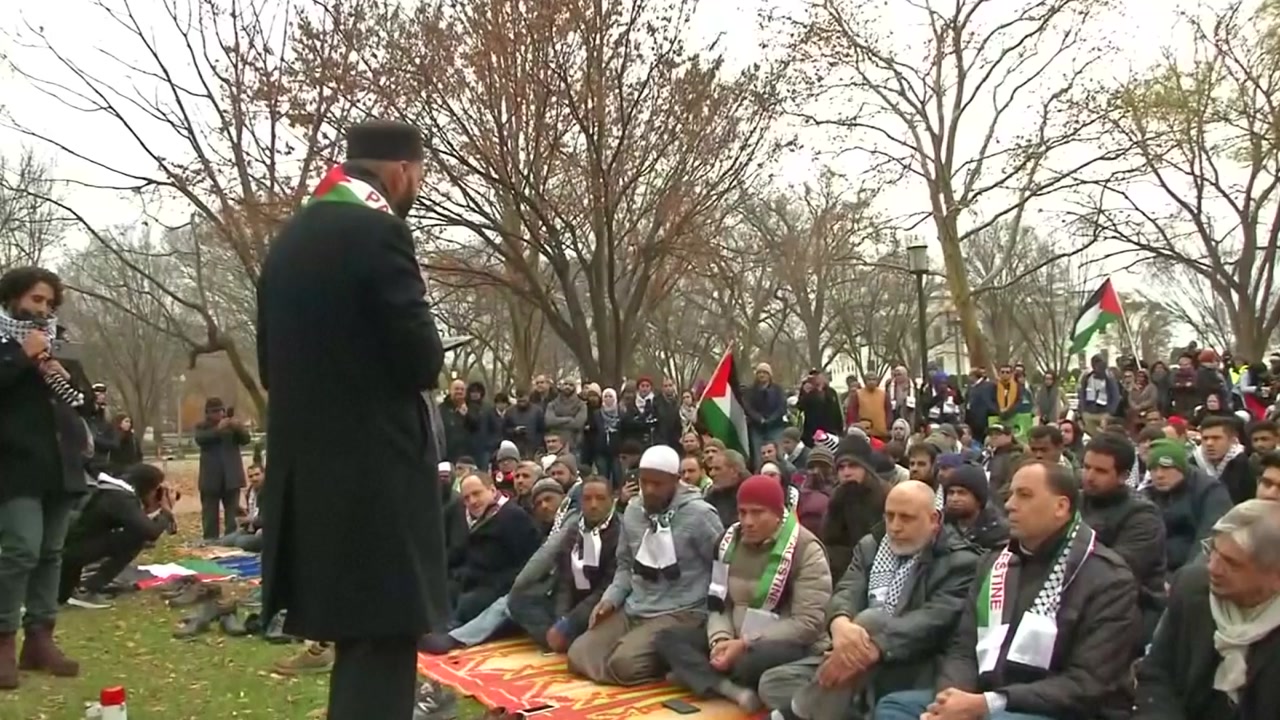 백악관 앞 무슬림 시위..."예루살렘, 수도 아니다"