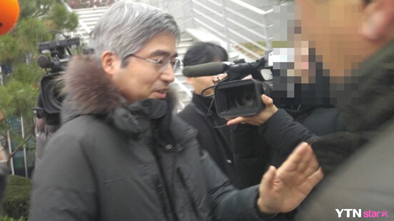 [Y현장]홍상수 측 "드릴 말씀 無...다음 재판 일정은 1월 19일"