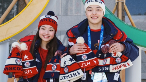 美 피겨 동메달 선수, '방탄소년단에게 모자 주고 싶어"