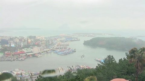  제주도 호우경보, 제주·남해안 강풍