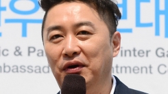 정찬우, 건강상 이유로 활동 잠정 중단 "공황장애 진단" 정찬우, 건강상 이유로 활동 잠정 중단 "공황장애 진단"