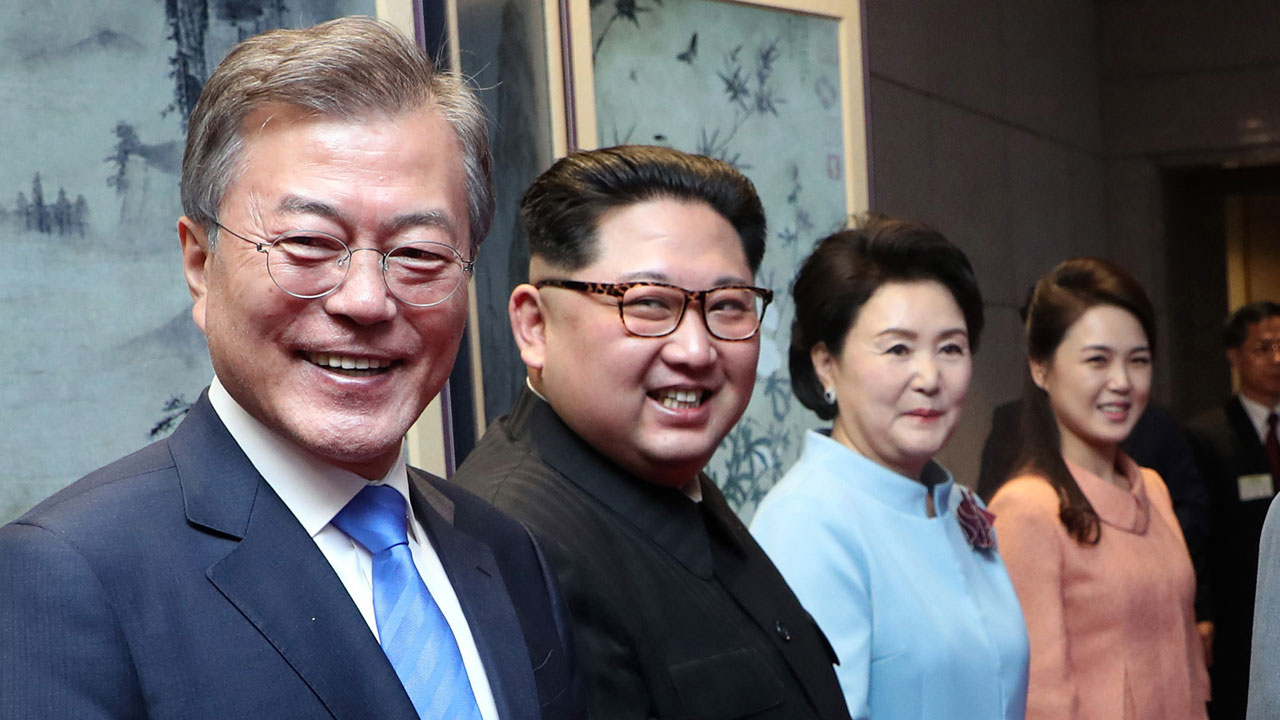 靑 "김정은, 핵 가지고 있을 이유 없다고 말해...차원 다른 비핵화"